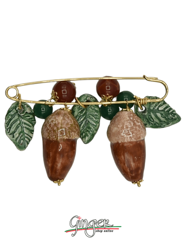 Ceramiche di Aurora: Spilla dorata con ghiande, foglie pendenti e perle di pietre dure