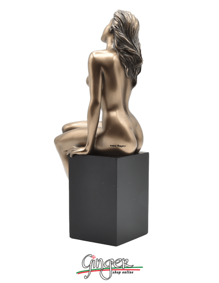 Statua di ragazza distesa - 20 cm