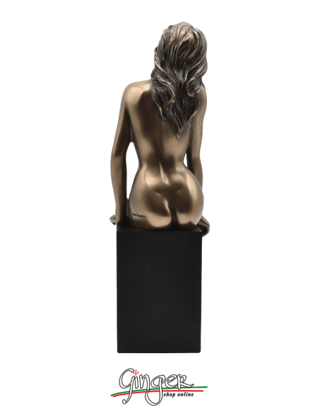 Statua di ragazza distesa - 20 cm