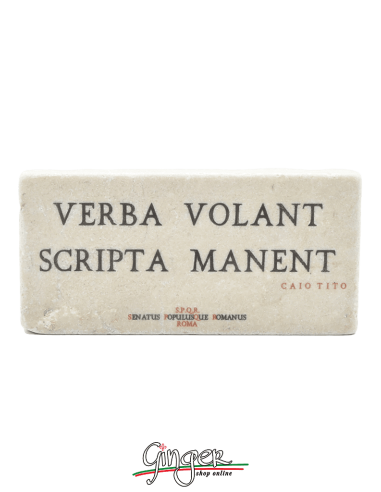 Calamita in marmo - Verba volant, scripta manent (Le parole volano, quelle scritte restano)