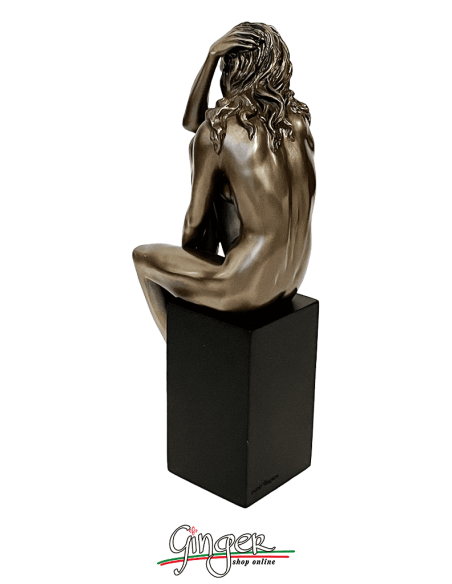 Statua di ragazza distesa - 20 cm